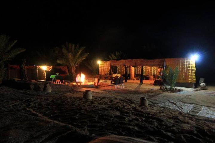 Auberge Sahara Garden Lac Yasmins Buitenkant foto