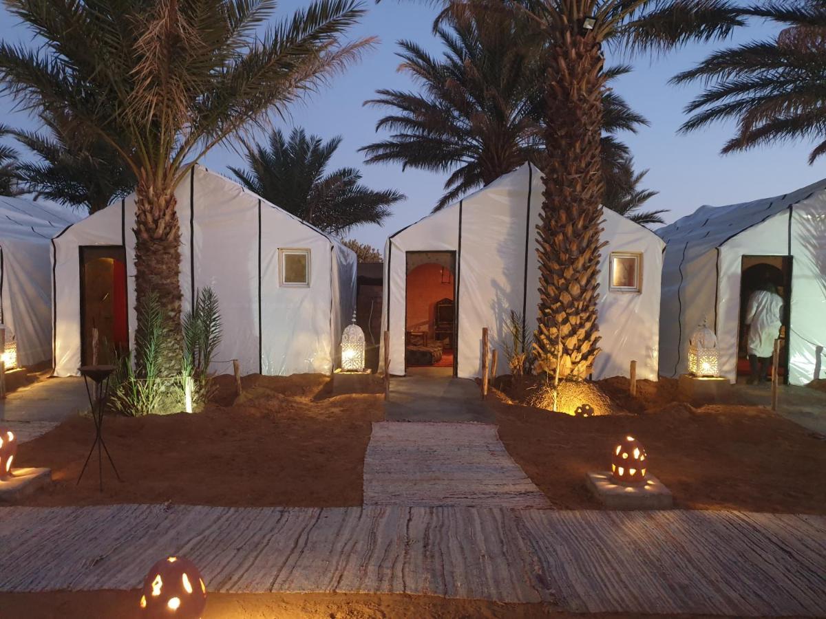 Auberge Sahara Garden Lac Yasmins Buitenkant foto